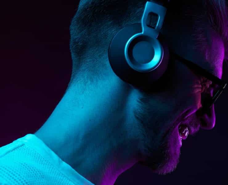 Man listening to music in headphones