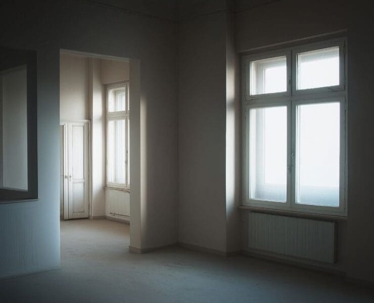 Rooms Without Words – royalty-free documentary and storytelling background music